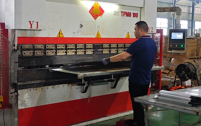 Professional Single Shaft Shredder Manufacturer in China