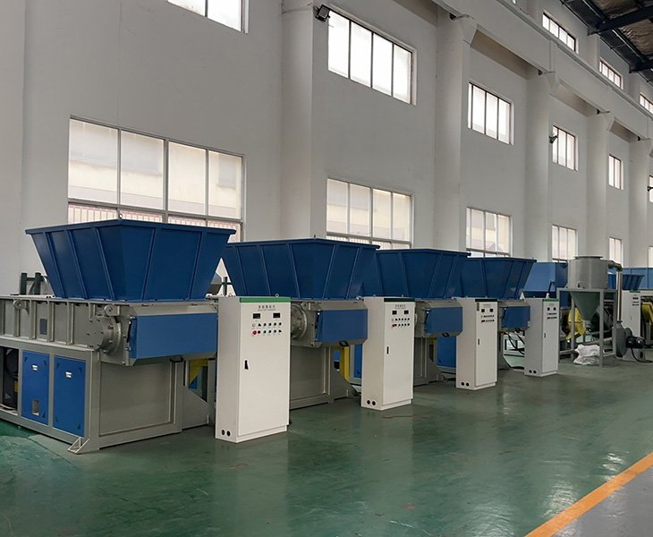 finished products workshop for onetech plastic shredder machine factory