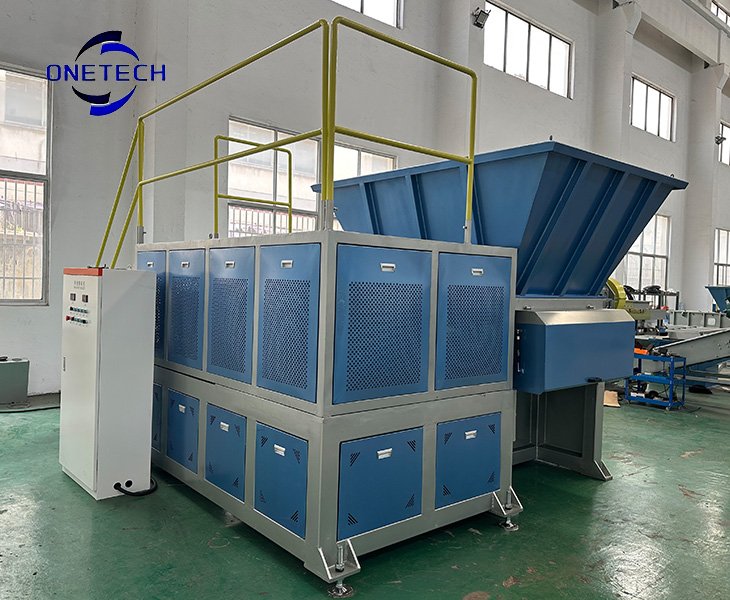 Durable and Reliable Structure -plastic lump shredder