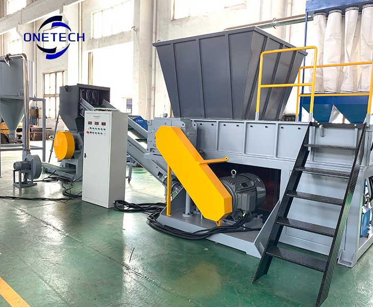 Heavy-Duty Plastic Shredder