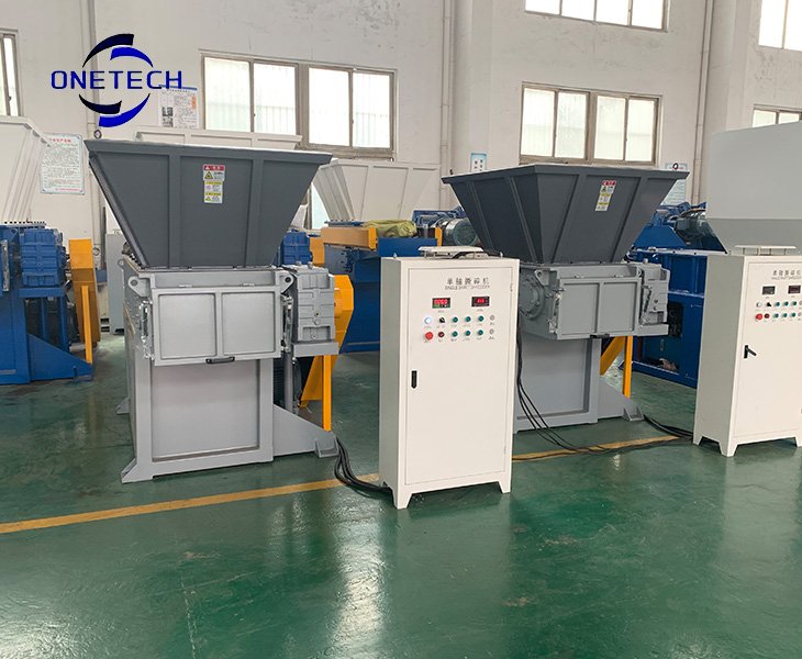 Safe and Simple Operation-plastic lump shredder